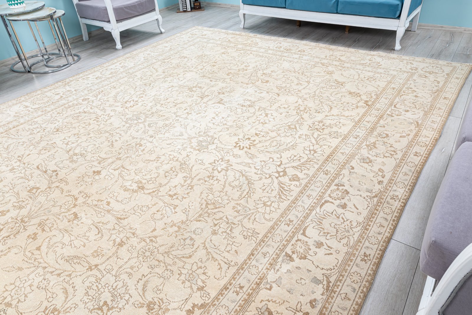 Oversized Persian Rug 10x12 Vintage rug for living room, Entry, Extra Large Carpet, Neutral Floral Rug, 9.7x12.2 feet - detail view 16
