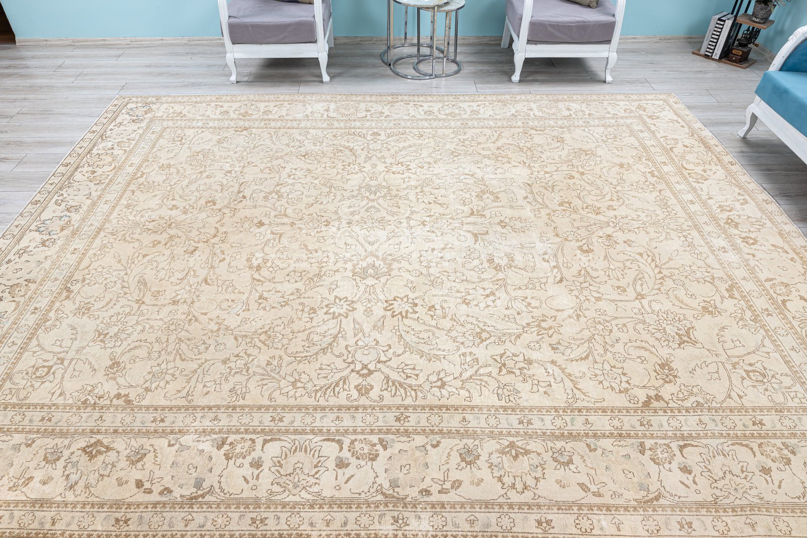 Oversized Persian Rug 10x12 Vintage rug for living room, Entry, Extra Large Carpet, Neutral Floral Rug, 9.7x12.2 feet - detail view 17