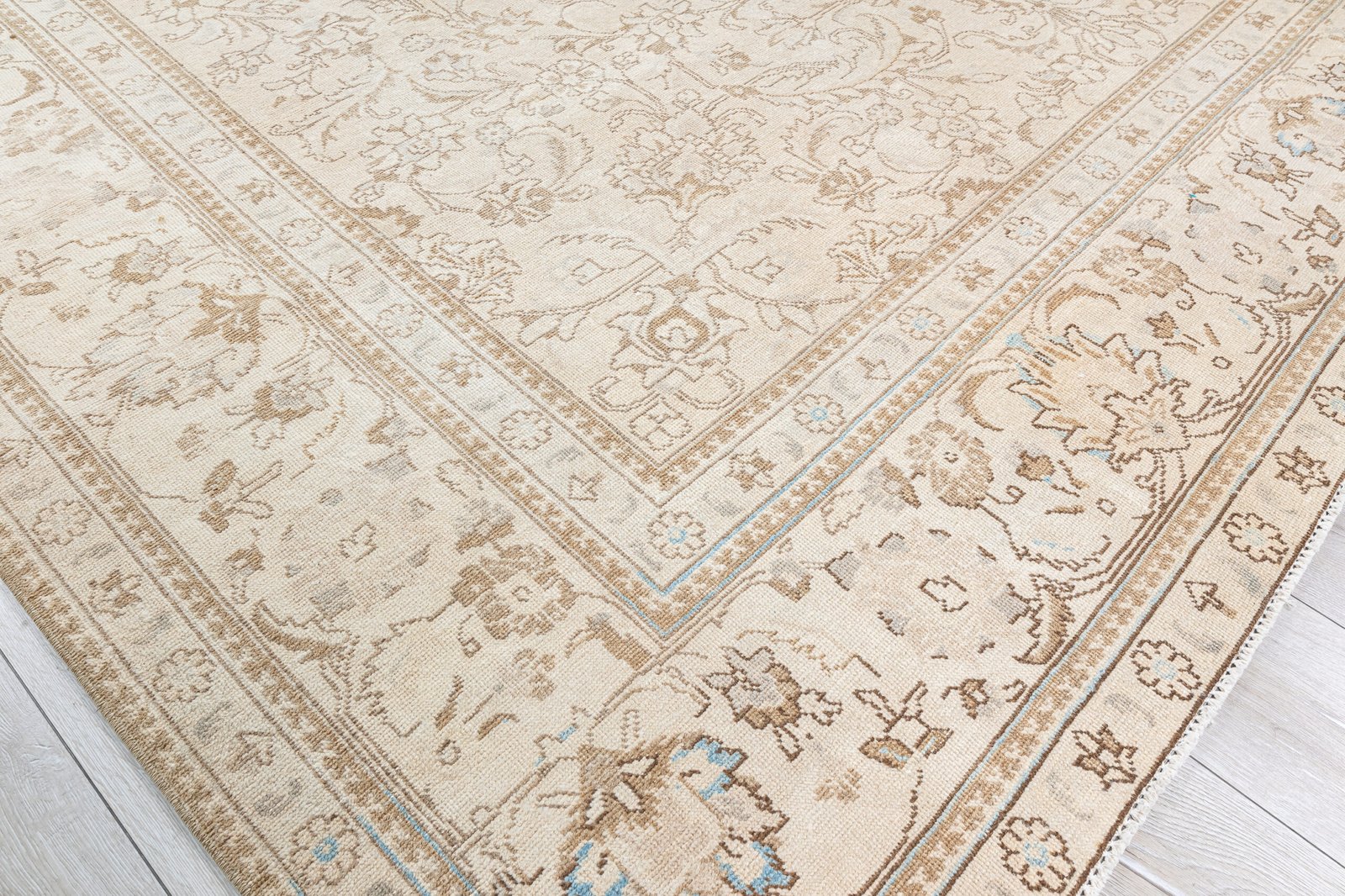 Oversized Persian Rug 10x12 Vintage rug for living room, Entry, Extra Large Carpet, Neutral Floral Rug, 9.7x12.2 feet - detail view 18