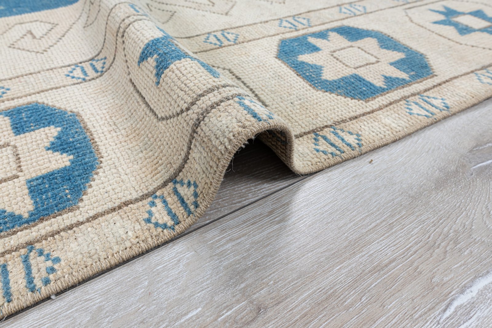 Vintage Area Rug 5x8 Muted Geometric Carpet, Soft Wool Unusual Rug, 5.2x8.1 feet Anatolian Decorative Handmade Rug - detail view 12