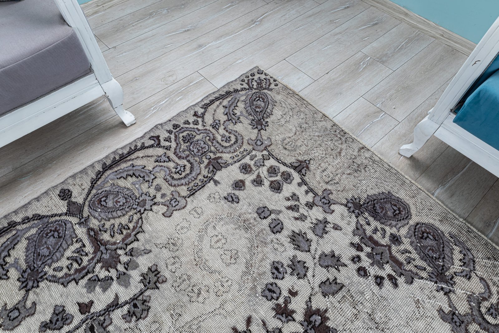 Handmade Vintage Oushak Rug, Turkish Rug Grey, Tribal Hand Knotted Carpet - detail view 13