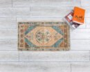 2x3 rug - Muted vintage wool rug - Vintage bathroom decor - Doormat rug - Mini rug bathroom - Bathmat hand woven - 1.7 x 3 Feet - detail view 2
