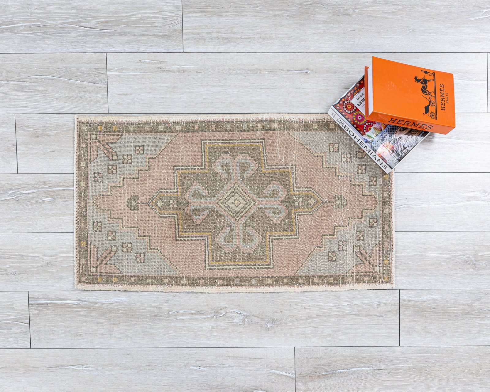 Hand Knotted Turkish Rug, Muted Pink Gray Blue, 3.3 x 1.9 ft - detail view 2