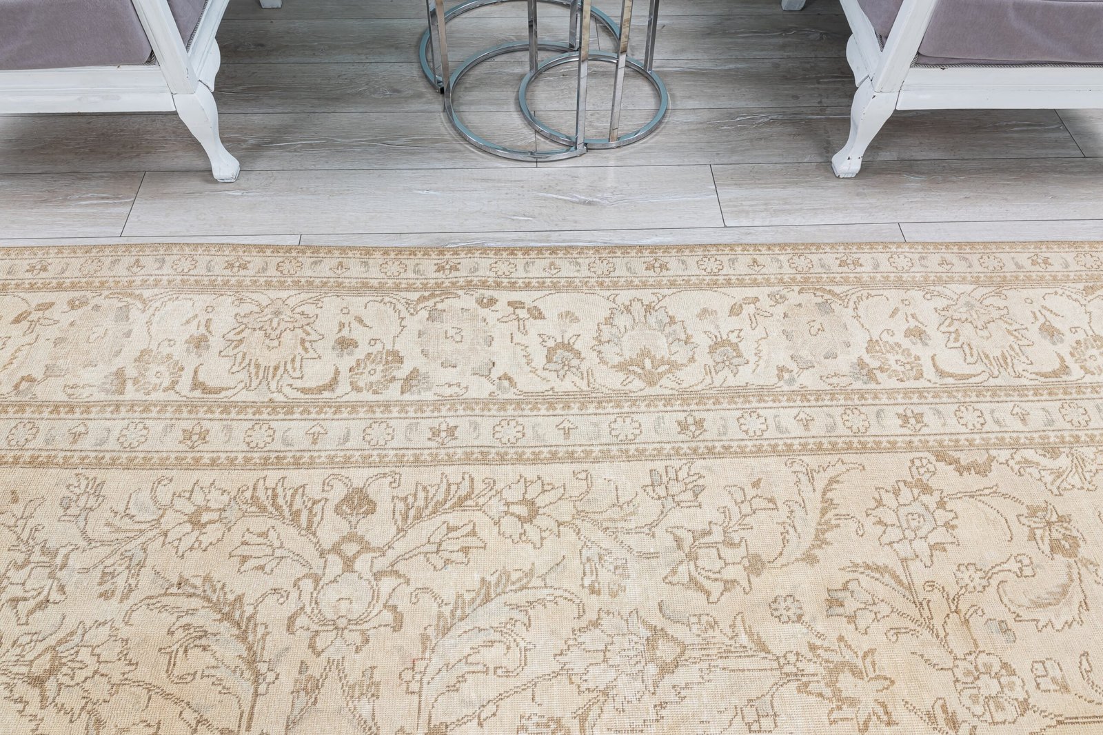 Oversized Persian Rug 10x12 Vintage rug for living room, Entry, Extra Large Carpet, Neutral Floral Rug, 9.7x12.2 feet - detail view 5