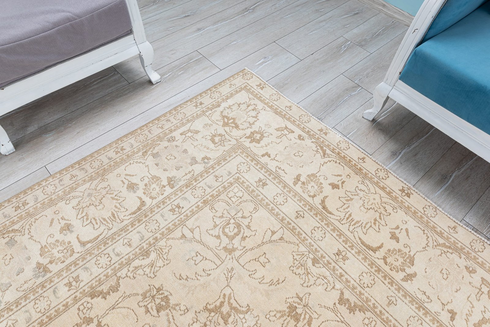 Oversized Persian Rug 10x12 Vintage rug for living room, Entry, Extra Large Carpet, Neutral Floral Rug, 9.7x12.2 feet - detail view 8