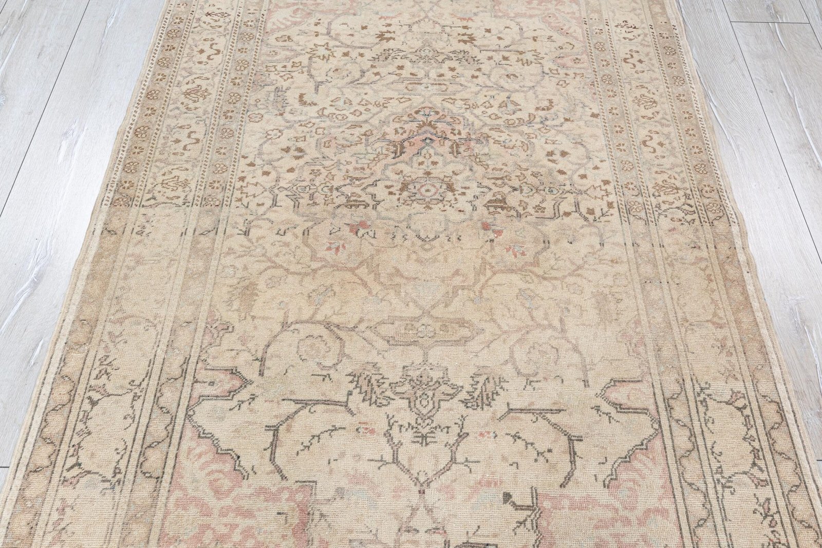 4x6 Turkish Rug, Neutral Vintage Rug, Antique Handmade Rug, Oushak Rug, Anatolian Low Pile Rug, Small Rug for Kitchen,Entryway,Bathroom