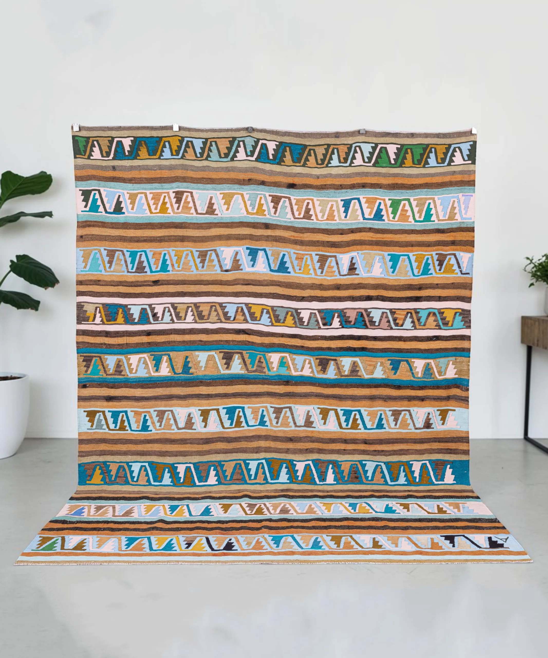 Handmade vintage Turkish Kilim rug
