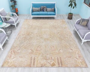 10x12 Vintage Palace Rug 10x13 Oversized Rug Handmade from the 1960s Persian - Muted Pale Colors and Human-Animal Figures - 9.6x12.5 Feet - detail view 2